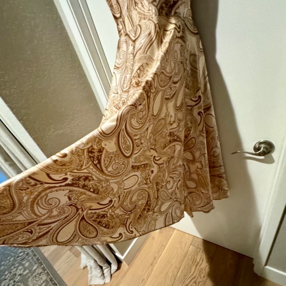 LAUNDRY Halter Dress - Size 4 - Picture 4 of 9